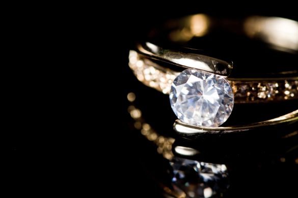Diamantele: Eternitatea Strălucitoare în Piatra Prețioasă