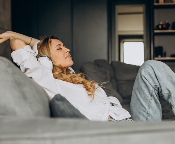 Reconectează-te Cu Tine: Cele Mai folosite 5 Modalități de Relaxare pentru Femei