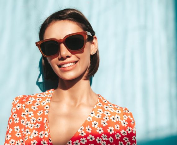 Cum să alegi ochelarii de soare potriviți pentru protecția ochilor