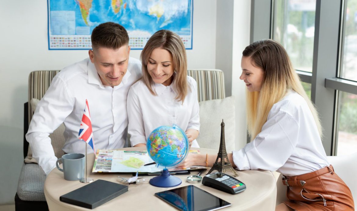 De Ce Tot Mai Multe Persoane Aleg Să Lucreze în Anglia: Oportunități și Avantaje