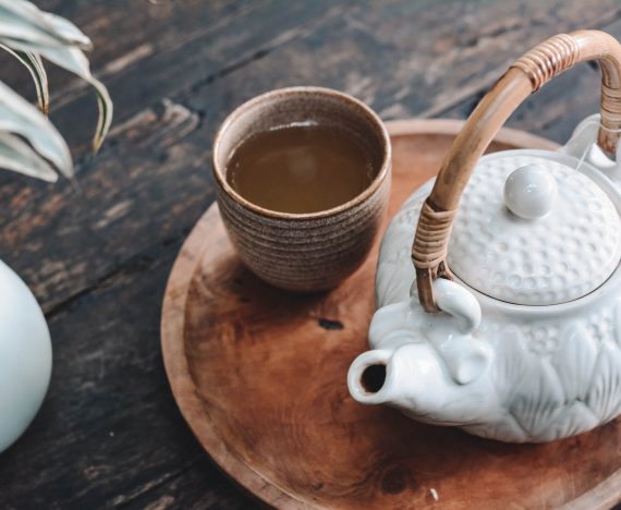 Iată ce schimbări poate aduce înlocuirea cafelei cu ceaiul în organismul tău!