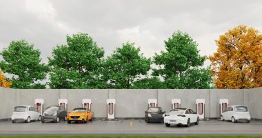 Se oferă stații de încărcare pentru vehicule electrice în parcările private?