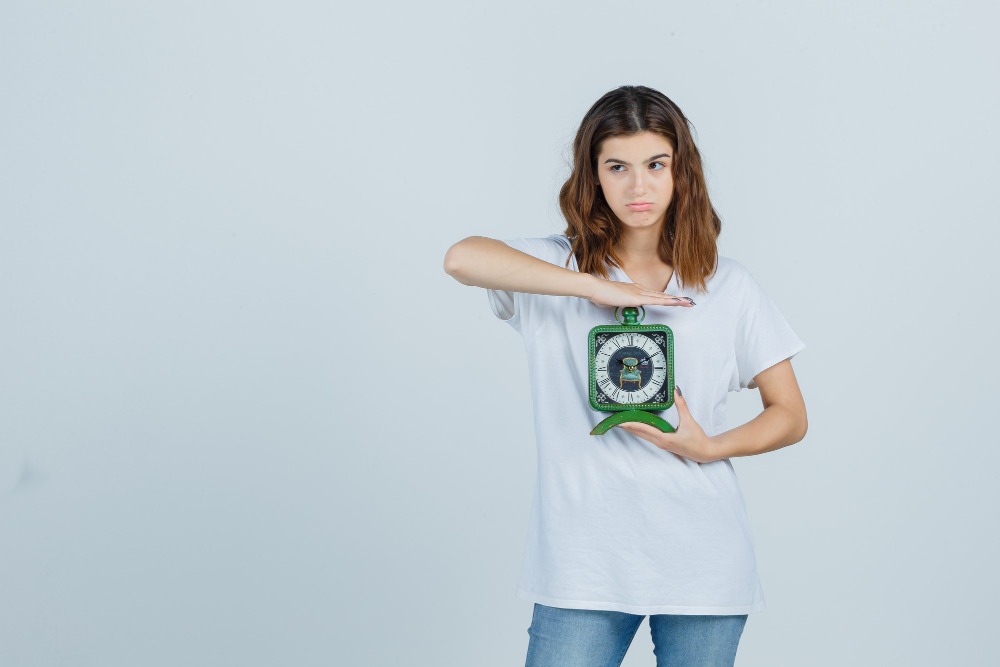 Cum pot integra branding-ul pe un tricou personalizat?