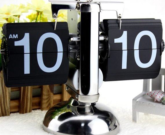 ceas retro decorativ