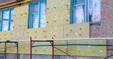 Vată minerală sau polistiren pentru izolația casei pe structură metalică